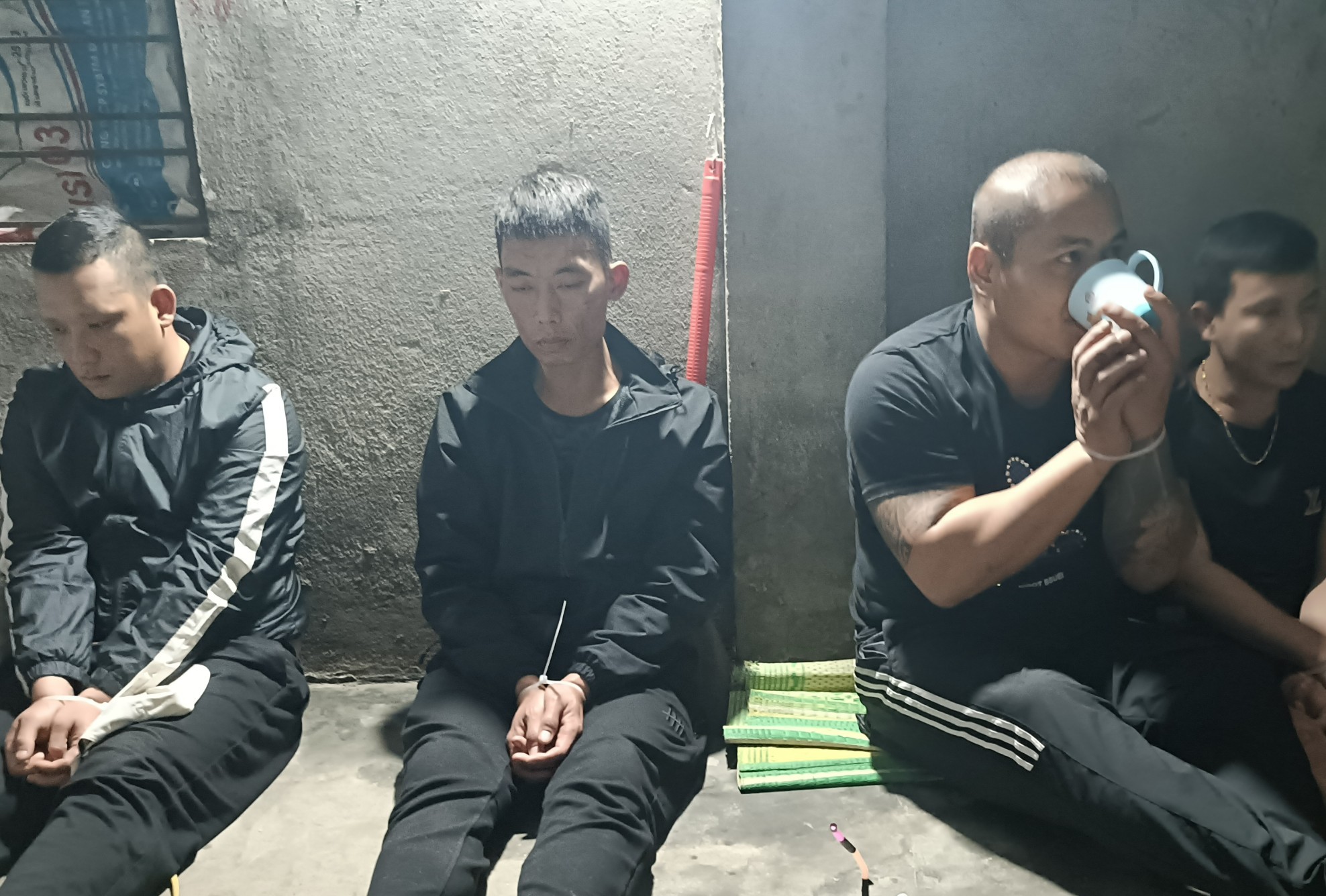 Công an huyện Kiến Thụy: Khởi tố vụ án, khởi tố bị can đối với 2 đối tượng về tội Tổ chức sử dụng trái phép chất ma túy